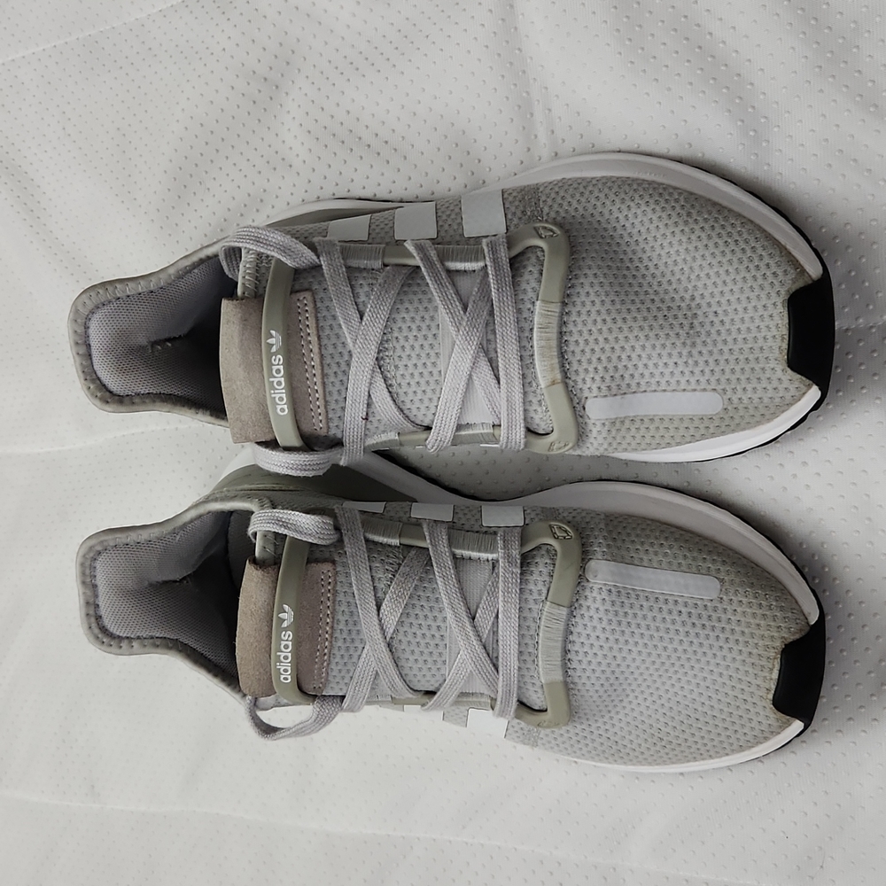 ADIDAS ORIGINALS WOMEN'S U_PATH RUNNING SHOE SOLID GREY,WHITE,BLACK US 8
